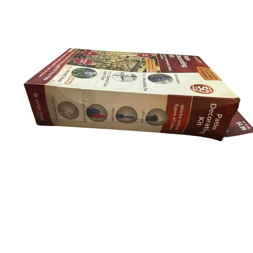 Simple Living 2016 Patio‎ Decorating Kit 50 Pieces & Bonus Wreath Hook Open Box